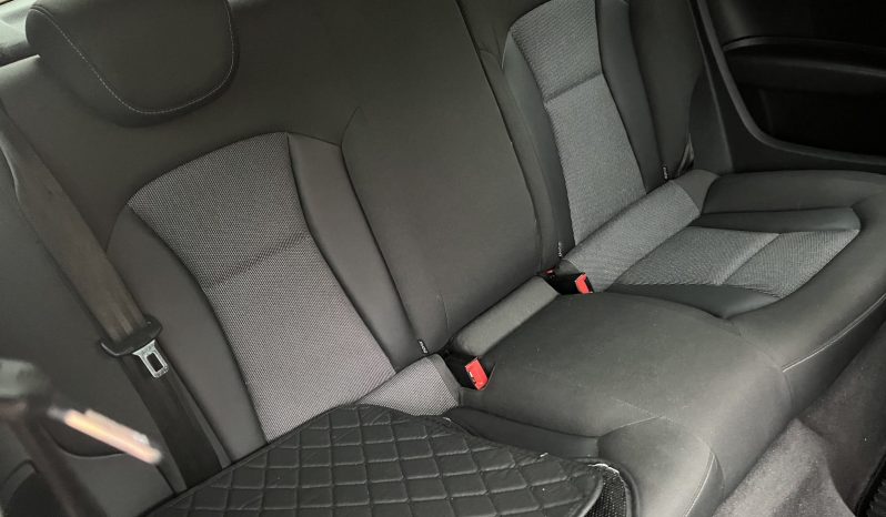 2011 Audi A1 Sportback full